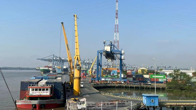 Experts warn of severe consequences as the US weighs imposing a 46% tariff on Vietnamese exports (Photo: VietnamPlus) chinh-ach-1.jpg