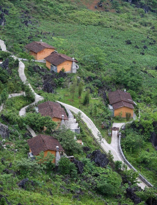 Traditional ethnic architecture is carefully preserved in Ha Giang. (Photo: VietnamPlus) ha-giang-3.jpg