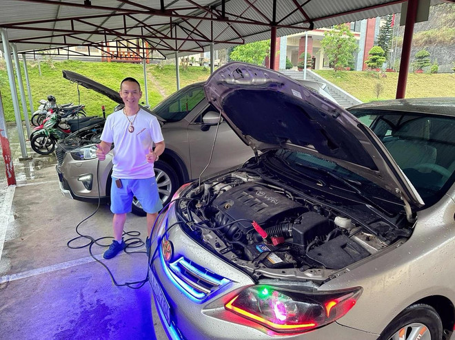 Diep responds to thousands of calls for help from stranded motorists without charging a single penny (Photo courtesy of Diep) diep-xa-lo-7-17173509435681839592375-1717661831658646261474.jpg
