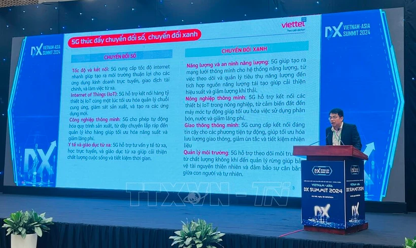 Nguyen Thanh Hai, Director of the centre for network strategy and technology innovation under the Military Industry and Telecoms Group (Viettel), speaks at the seminar. (Photo: VNA)