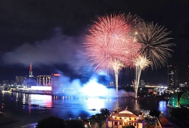 HCM City tops the chart as the most sought-after destination, where visitors can ring in ‘25 with fireworks above the Sai Gon River. (Photo: VNA)