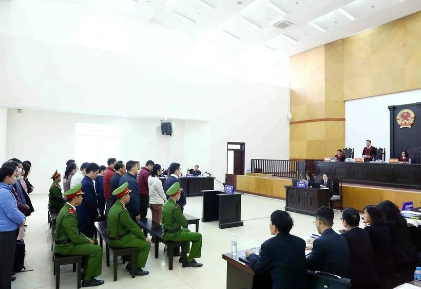 17 defendants brought to court in second phase of the "repartiation flight" case (Photo: VNA)