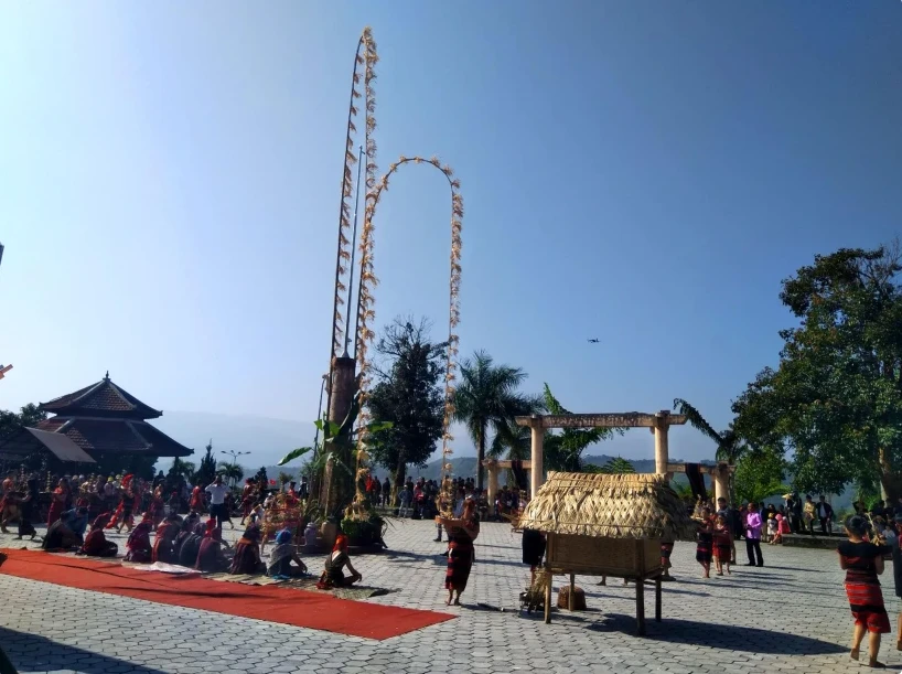 A reenactment of the Ada Koonh festival of the Pa Co ethnic people in A Luoi district, Thua Thien-Hue province. (Photo: VNA)