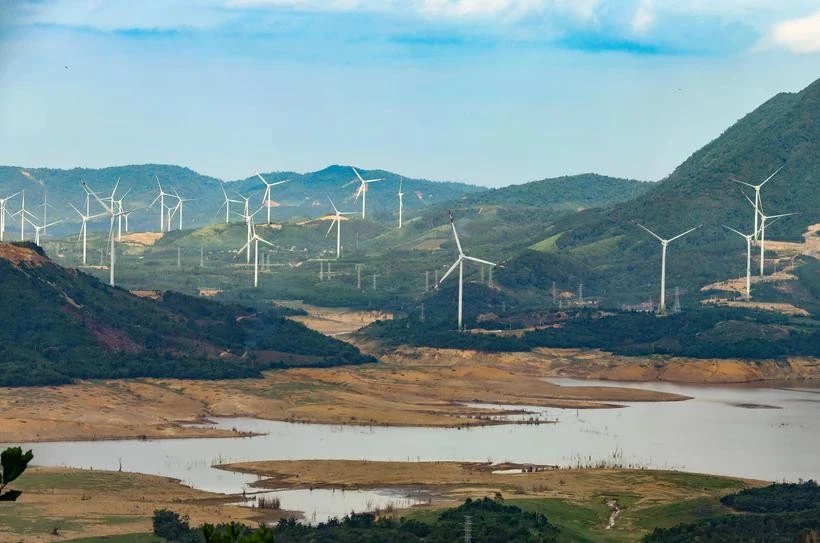 Mechanisms needed to encourage clean and renewable energy development. (Photo: VietnamPlus)