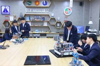 Students in Hanoi join a STEM class (Photo: VNA)