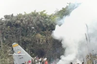 Colombia’s military transport plane with 125 people on board crashed shortly after taking off on March 23. (Photo: XINHUA/VNA)
