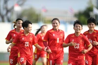 Vietnam women’s football team defeat Indonesia 5–0 in the semi-final at SEA Games 33. (Photo: VNA)