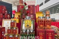 Products of Lai Chau province's Sukova High-Tech Agricultural and Medicinal Herb Cooperative at the fair. (Photo: VNA)