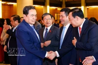 National Assembly Chairman Tran Thanh Man with delegates at the legislature's post-Lunar-New-Year-holiday meeting in Hanoi on February 23. (Photo: VNA)