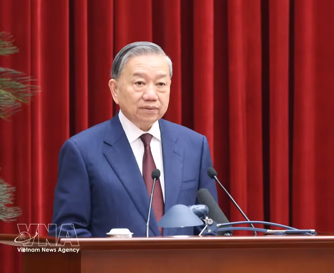 vnanet-tong-bi-thu-to-lam-phat-bieu-be-mac-hoi-nghi-lan-thu-hai-ban-chap-hanh-trung-uong-dang-khoa-xiv-anh-ttxvn.jpg