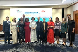 Delegates attend the Vietnam Tourism Roadshow in Washington D.C. (Photo: VNA)