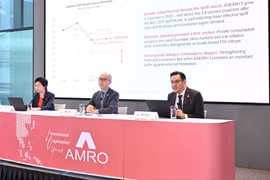 At the event to release the ASEAN+3 Regional Economic Outlook 2026 (Photo: AMRO)