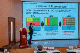 An expert speaks at the International Conference on Semiconductors (ICOS) 2026 (Photo: VNA)