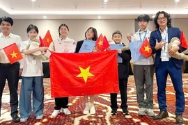 All five Vietnamese students win medals at World Young Physicists Olympiad (Photo: VNA)