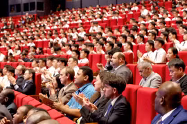 Delegates attend the closing session of the Hanoi Convention signing ceremony (Photo: VNA)
