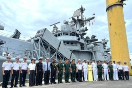 Three Indian Eastern Fleet naval ships pay friendship visit to Da Nang