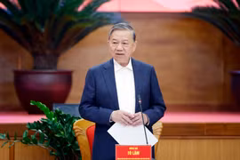 Party General Secretary To Lam speaks at the working session with the Party Committee of Quang Ninh province (Photo: VNA)
