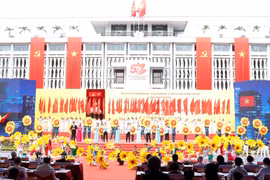 An art performance at the ceremony to mark the 50th anniversary of Saigon-Gia Dinh city being officially named after President Ho Chi Minh (July 2, 1976–2026). (Photo: VNA)