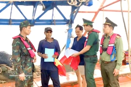 Stepping up communication efforts and enforcement against IUU violations in Ca Mau. (Photo: VNA)