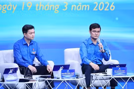 First Secretary of the HCYU Central Committee Bui Quang Huy speaks at the forum (Photo: VNA)