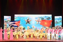 An art performance at the eremony marking the 65th anniversary of Vietnam-Cuba diplomatic relations (1960-2025) in Ho Chi Minh City (Photo: VNA)