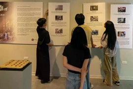 Preparations made for the opening of the "Hanoi oi" exhibition (Photo: nhandan.vn)