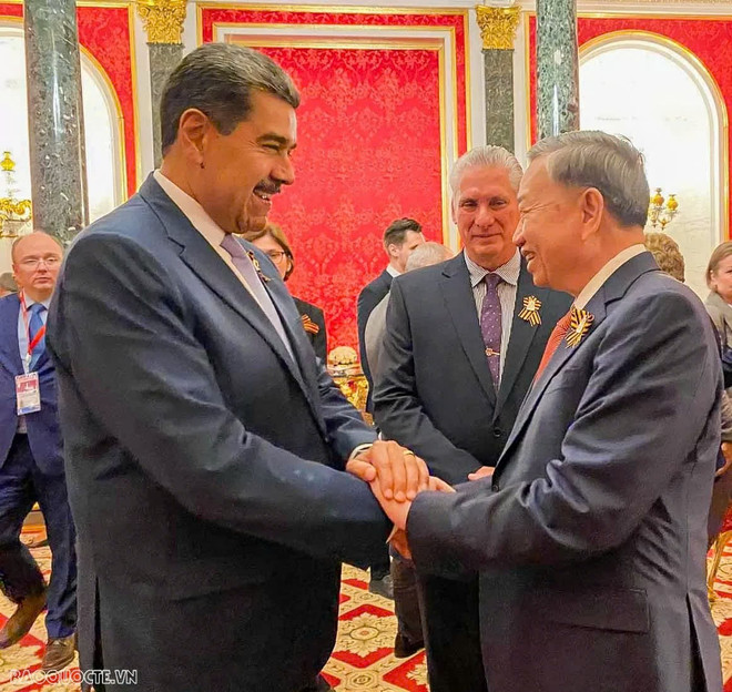 Party General Secretary To Lam meets with Venezuelan President Nicolas Maduro in Moscow. (Photo: baoquocte.vn) venezuela.jpg