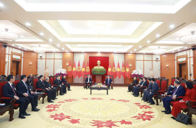 vna-potal-tong-bi-thu-to-lam-tiep-thu-tuong-kyrgyzstan-7898167.jpg
