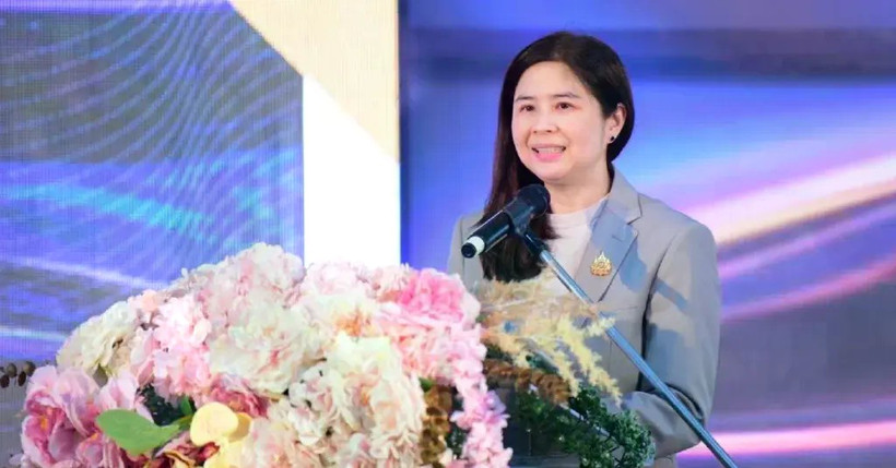 Arada Fuengthong, Director-General of the Department of Foreign Trade, reveals that trade in April alone totaled 165.56 billion THB, growing 8.7% from the same month last year. (Photo: NNT)