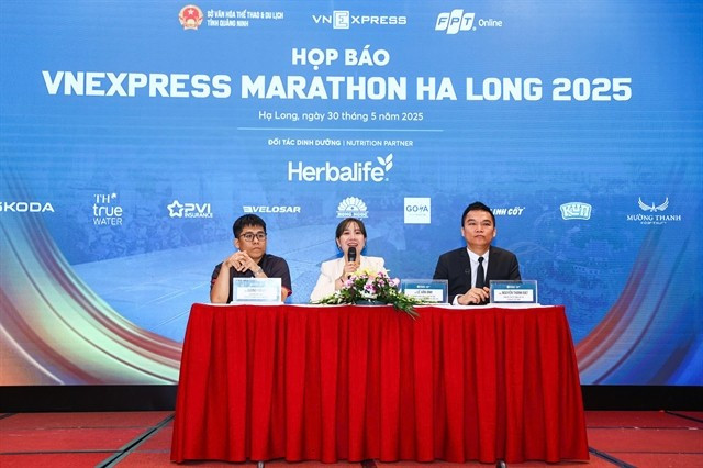 Organisers introduce the fourth season of the VnExpress Marathon Hạ Long 2025. (Photo: VnExpress Marathon organisers)