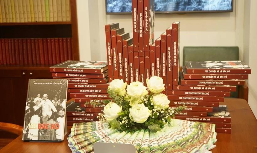 New book about President Ho Chi Minh (Photo: VNA)