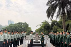 Vietnamese, Chinese border guards stage field activities