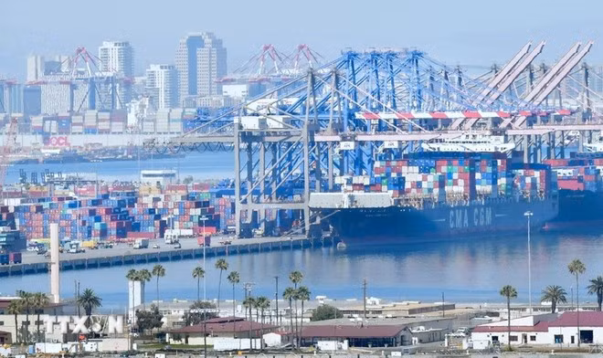 the-port-of-long-beach.jpg