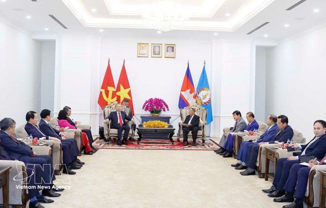 vnanet-vietnamese-party-leader-meets-with-cpp-honorary-president.jpg