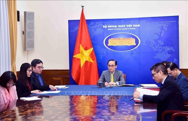 vietnamese-french-foreign-ministers-hold-phone-talks.jpg