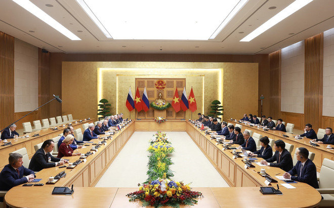 vietnamese-pm-receives-state-duma-chairman-vyacheslav-volodin-1.jpg
