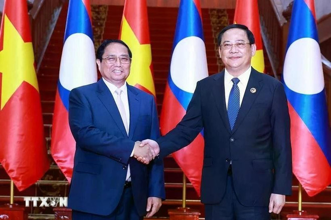 vietnamese-and-lao-pms.jpg