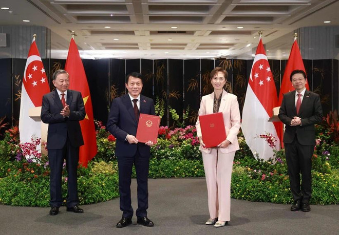 vietnam-singapore-issue-joint-statement.jpg