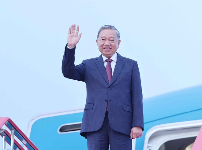 party-leader-begins-state-visit-to-dprk-2.jpg