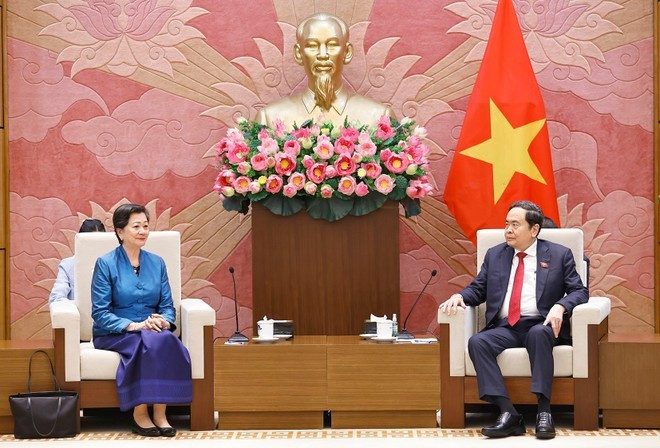 na-chairman-tran-thanh-man-receives-cambodian-ambassador-chea-kimtha.jpg