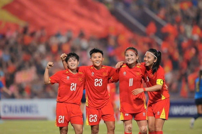 vietnamese-womens-national-football-team.jpg