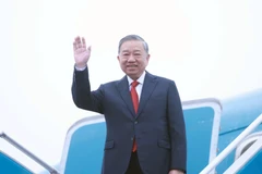 General Secretary of the Communist Party of Vietnam (CPV) Central Committee To Lam leaves Hanoi on February 5 morning for a state visit to Laos. (Photo: VNA)