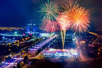 The Toyota Building in Binh Duong new city, a frequent venue for fireworks displays during festive occasions. (Photo: Binh Duong Newspaper)