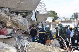 Weekly Highlights: Vietnamese rescue teams assist earthquake response in Venezuela