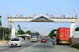 National Highway 22, the section passing through Trang Bang district, serves as the gateway to Tay Ninh province from Ho Chi Minh City. (Photo: VNA)