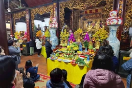 Visiting temples: Vietnam’s New Year tradition 
