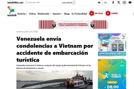 An article on Vietnam’s ongoing rescue operations published by teleSUR. (Screenshot photo: VNA)