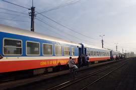 An additional 51 train services will be added on major routes from August 21 to September 2, 2025 to meet the increasing travel demand for the National Day holiday. (Photo: VNA)