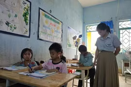 The children of Lao nationals who have settled in Kon Tum province. (Photo: VNA)