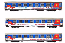 Special trains, SE1 from Hanoi Station and SE4 from Sai Gon Station, named “Thong Nhat” (Reunification) will depart simultaneously in the evening of April 29. (Photo: VNR)